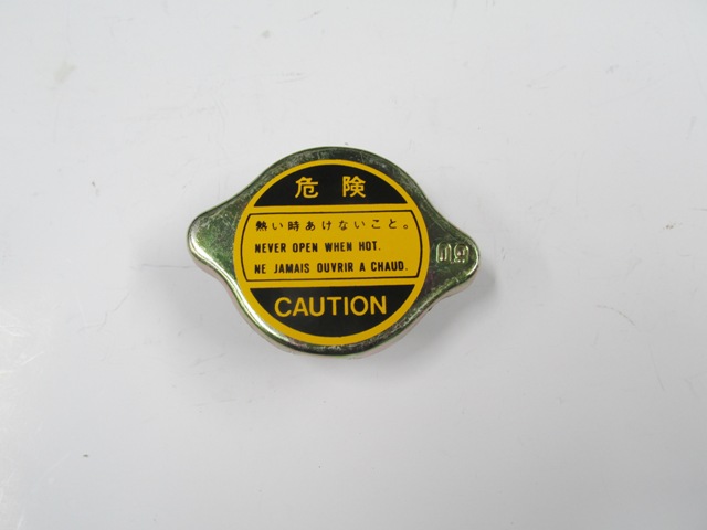 ISUZU NKR- ŞAMPİYON- 97/06; RADYATÖR KAPAĞI BÜYÜK TİP (TEK TEKER) (FPI)